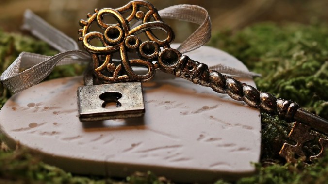 heart key